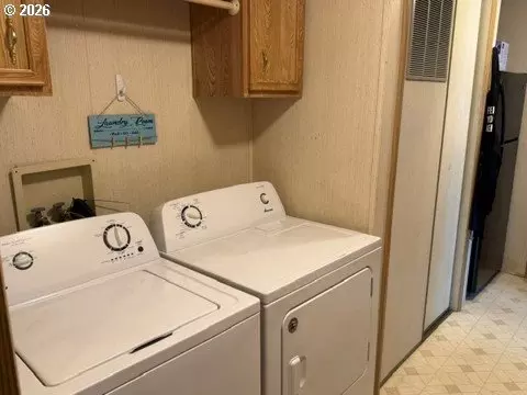 Other - 550 Lochaven Ave, Springfield, OR 97477 photo 2 of 4