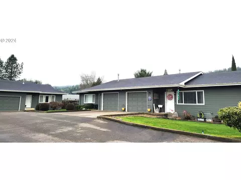 1717 E Central Ave, Sutherlin, OR 97479