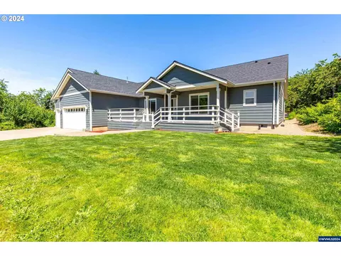 5095 NElliott Cir, Corvallis, OR 97330