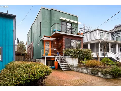 310 SE 27th Ave, Portland, OR 97214