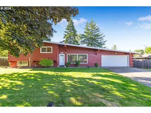 12003 SE Idleman Rd, Happy Valley, OR 97086