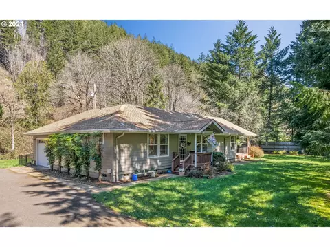 50105 Mckenzie Hwy, Vida, OR 97488