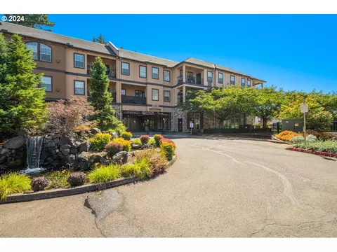 20510 SW Roy Rogers Rd #304, Sherwood, OR 97140