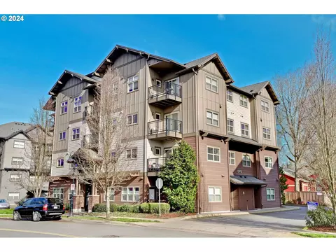 13915 SW Meridian St #113, Beaverton, OR 97005