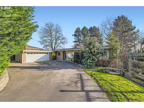 3139 Vista Dr, Forest Grove, OR 97116