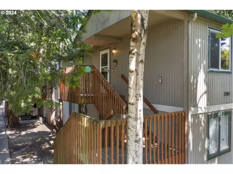 1504 NE 72nd St #3, Vancouver, WA 98665