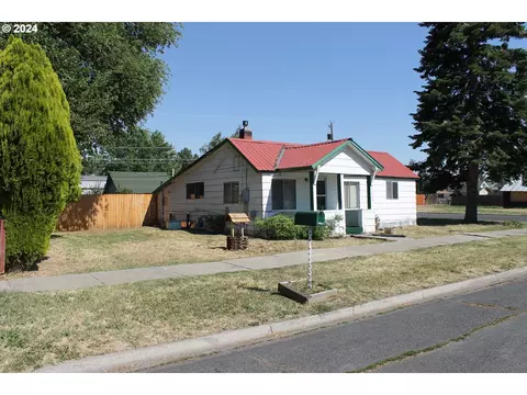 1004 Walnut St, Baker City, OR 97814