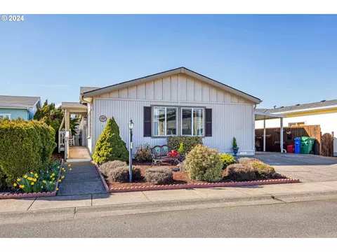 3700 Babcock Ln #147, Eugene, OR 97401