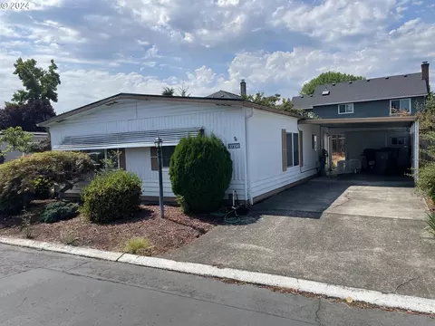 17156 SW Eldorado Dr #90, Portland, OR 97224