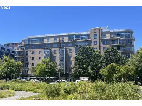 1130 NW 12th Ave #208, Portland, OR 97209