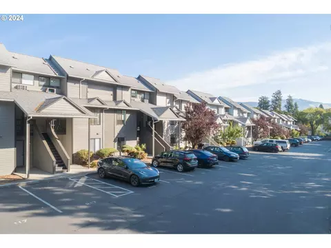 301 N 15th St #104, Hood River, OR 97031