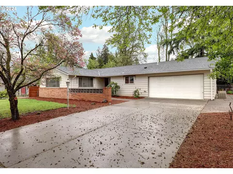 5188 SE Oetkin Way, Milwaukie, OR 97267