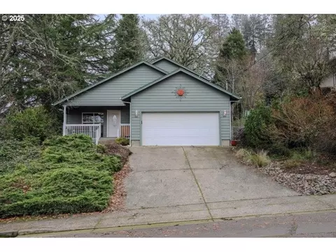 1147 SE Kane St, Roseburg, OR 97470