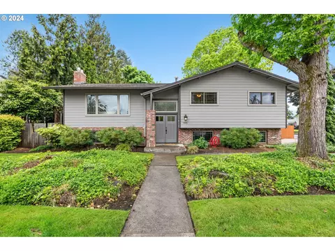 9001 NW 12th Ave, Vancouver, WA 98665