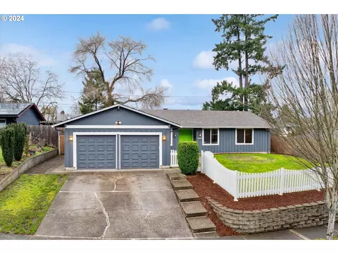11155 SW Cindy St, Beaverton, OR 97008