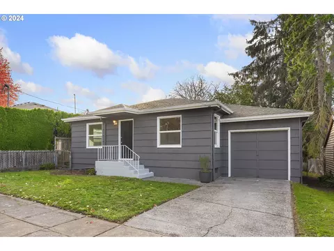 3826 SE Mall St, Portland, OR 97202