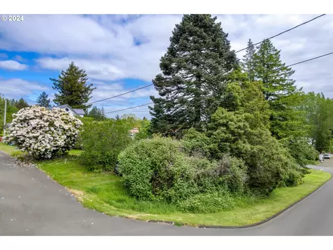 11 Th St, Nehalem, OR 97131