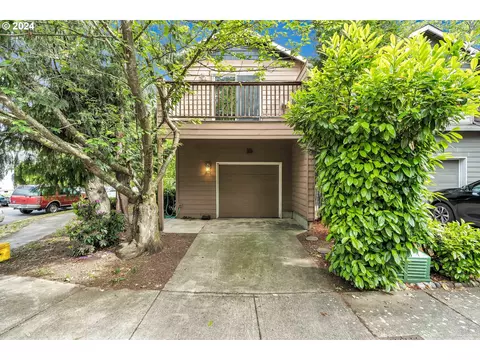 15811 NE Milton Pl, Portland, OR 97230