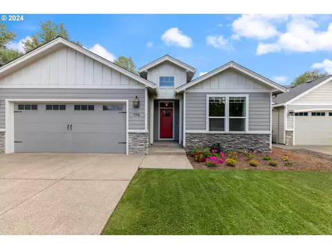 174 SW Wyatt St, Dallas, OR 97338