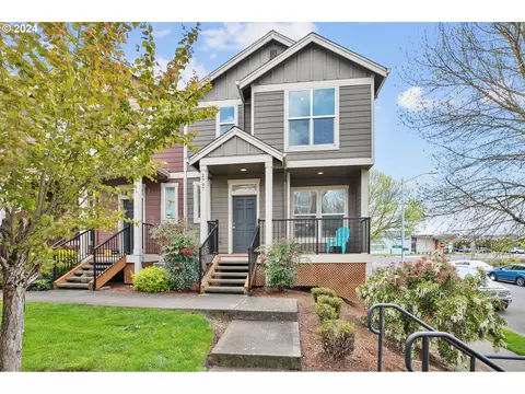 2797 SE Irwin Ct, Hillsboro, OR 97123