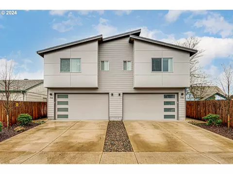 708 Gillis St, Vancouver, WA 98661