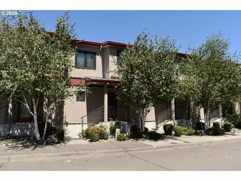 229 SE 2nd St, Troutdale, OR 97060