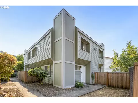 2553 SE 119th Ave #15, Portland, OR 97266