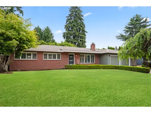 323 Santa Fe Dr, Vancouver, WA 98661