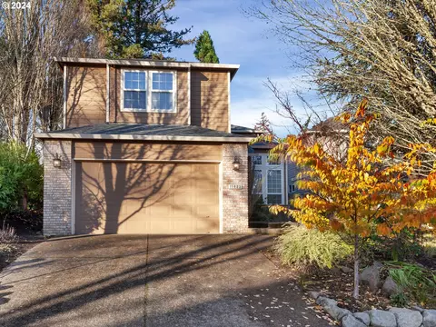 11423 NW Kearney St, Portland, OR 97229