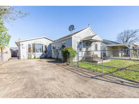 1315 Elm St SW, Albany, OR 97321