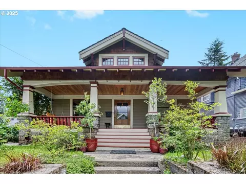 1842 SE 46th Ave, Portland, OR 97215