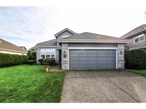 3256 Lakemont Dr, Eugene, OR 97408
