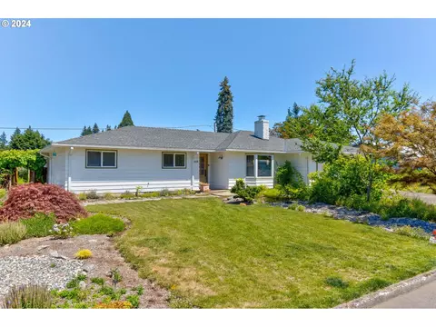668 NW 12th Ave, Canby, OR 97013