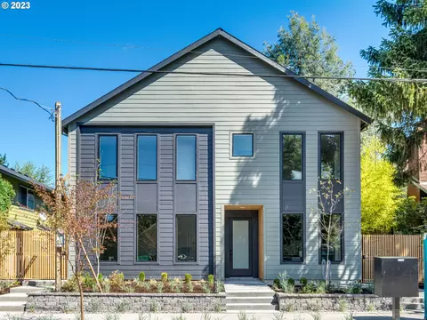 8109 N Syracuse St #3, Portland, OR 97203