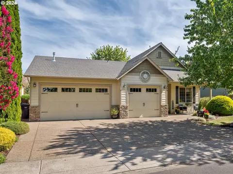 249 Finneys Ave, Molalla, OR 97038