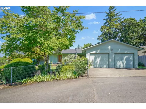3634 Scenic View Dr SE, Salem, OR 97302