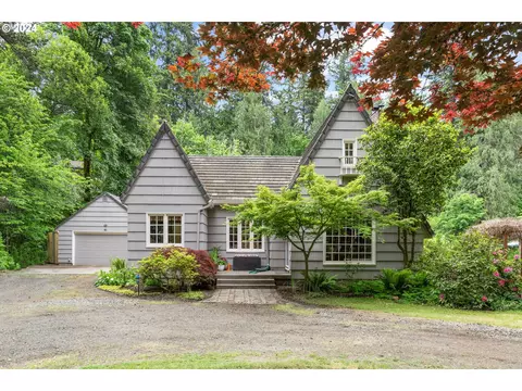 6617 SE Barbara Welch Rd, Portland, OR 97236