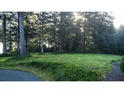 clearwater cove, Florence, OR 97439
