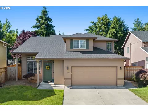 17905 SE 17th Ln, Vancouver, WA 98683
