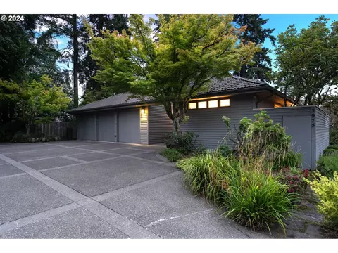2975 SE Walta Vista Ct, Milwaukie, OR 97267