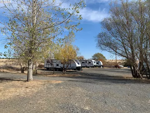 123 Dot Rd, Bickleton, WA 99322