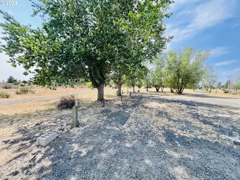 123 Dot Rd, Bickleton, WA 99322 photo 17