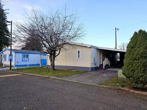 3930 SE 162nd Ave #71, Portland, OR 97236