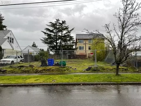 6970 N Maryland Ave, Portland, OR 97217