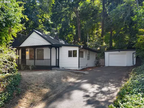19332 View Dr, West Linn, OR 97068