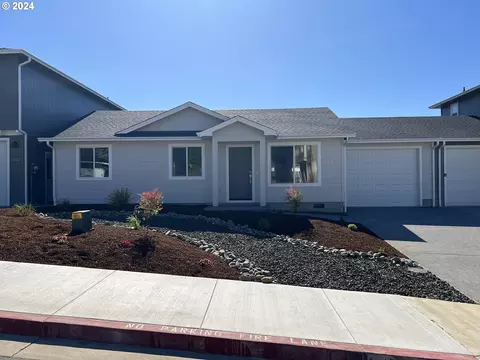 1514 W Thyme Dr, Roseburg, OR 97471