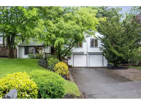 9825 SW Washington St, Portland, OR 97225