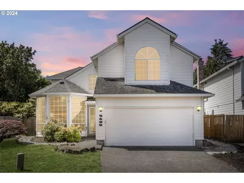 2492 SW 214th Pl, Beaverton, OR 97003