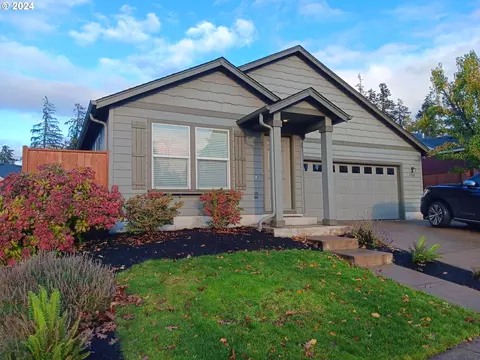 4824 Holly St, Springfield, OR 97478