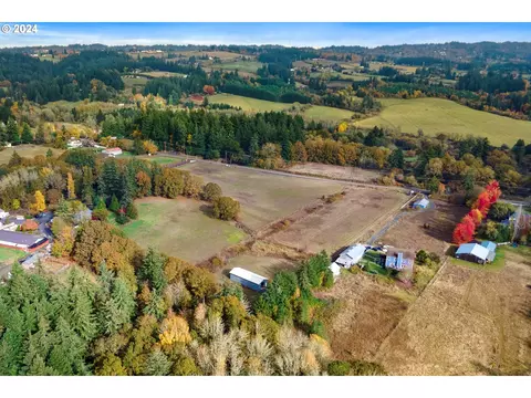 9481 NW Old Cornelius Pass Rd, Cornelius, OR 97124